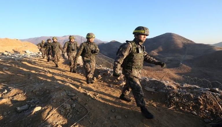  جنود الجيش الكوري الجنوبي على الحدود بين الكوريتين – أ.ف.ب