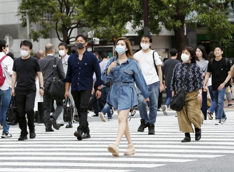 اليابان تطور كمامات مقاومة لحرارة ورطوبة الصيف