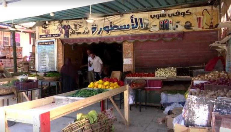 مقهى مصري تحول لبيع الخضراوات