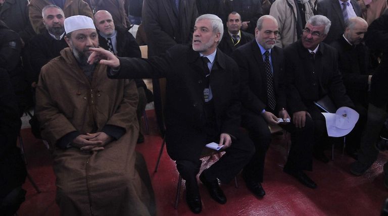 قيادات إخوانية في الجزائر القياديان الإخوانيان الجزائريان عبد الرزاق مقري وعبد الله جاب الله