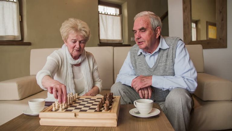 الحفاظ على اللياقة الذهنية يحميك من الخرف