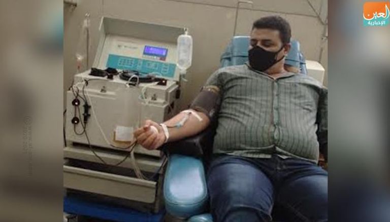 مصري متعاف يتبرع ببلازما الدم لـ