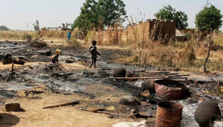 أثار لهجوم إرهابي سابق على إحدى القرى في شمال شرقي نيجيريا 