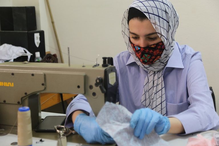 ارتداء الكمامة يحمي من الموجة الثانية للوباء