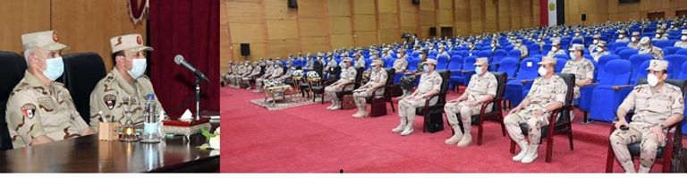 الفريق محمد فريد خلال لقائه قادة وجنود المنطقة العسكرية الغربية