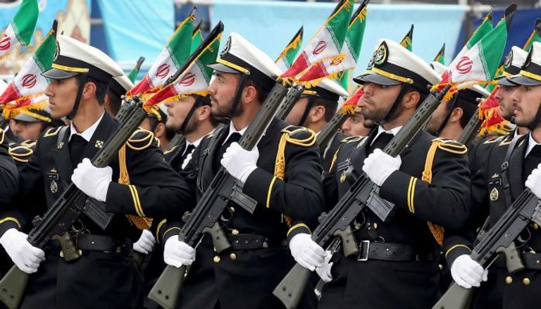 عرض عسكري في إيران 