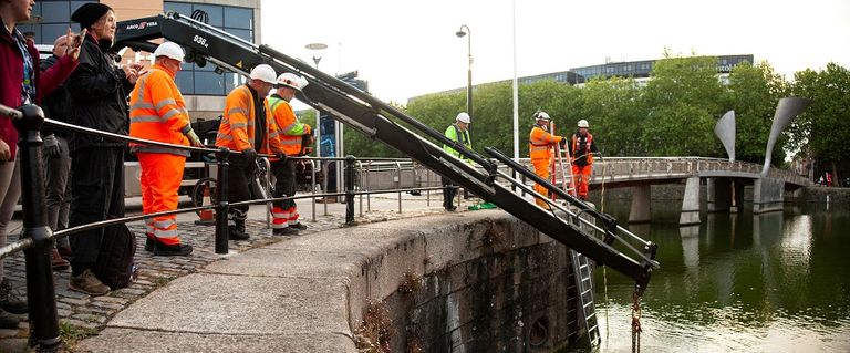 تمثال تاجر الرقيق إدوارد كولستن