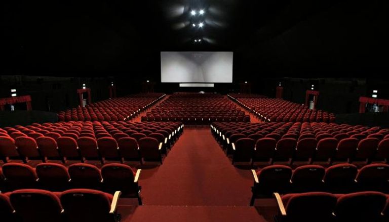 قاعات السينما ملزمة باتباع بروتوكول صحي وإجراءات وقائية