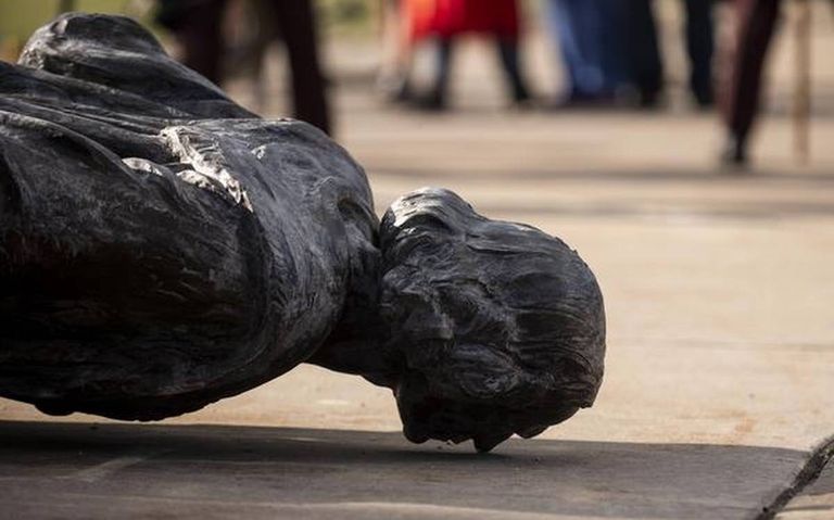 تشويه تمثال الملك ليوبولد الثاني في بلجيكا