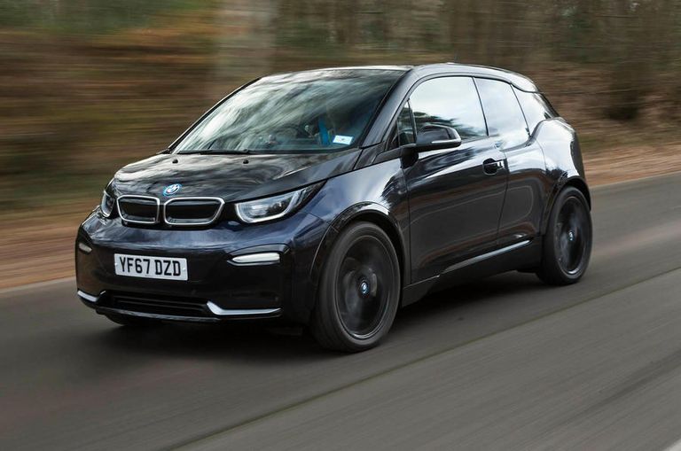 سيارة BMW i3 الكهربائية طراز Jaguar I Pace