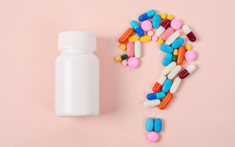 المضادات الحيوية الأمهات المرضعات لا ينقلن فيروس كورونا المستجد إلى أطفالهن