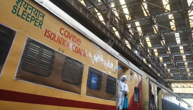 الهند تحول 500 عربة قطار لمستشفيات