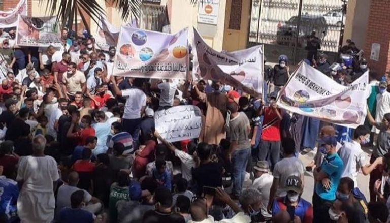 مظاهرة جنوبي الجزائر مطالبة بتحسين الظروف الاجتماعية