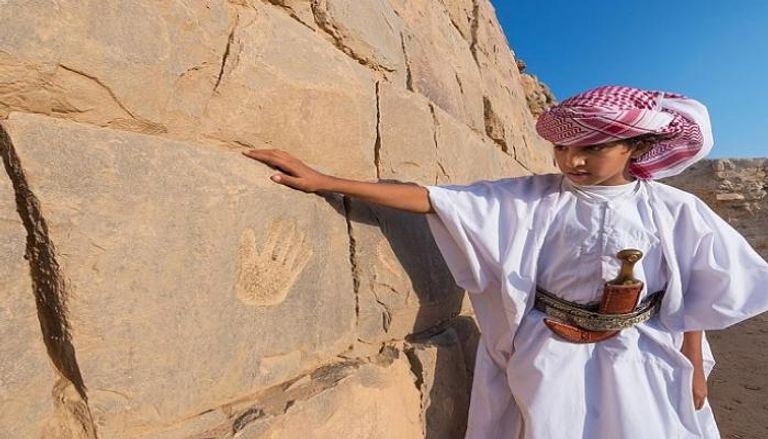 منطقة نجران السعودية تزخر بالنقوش الأثرية الصخرية