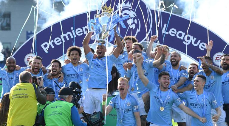 جادون سانشو مع بيب جوارديولا