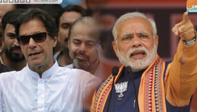رئيس الوزراء الهندي ناريندرا مودي ونظيره الباكستاني عمران خان