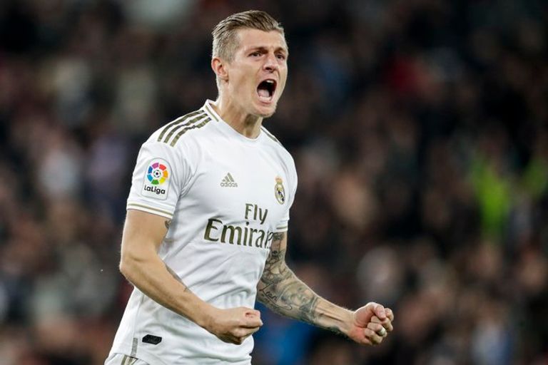 توني كروس بعد تسجيل هدف في مباراة ريال مدريد وإيبار