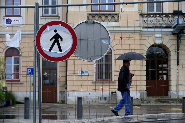 متجر لبيع الكمامات في تايلاند