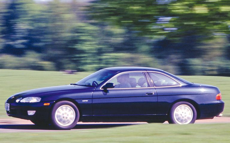 طراز مرسيدس 300SD