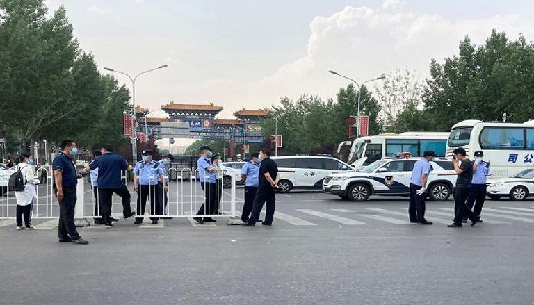 إجراءات احترازية وغلق للمدن في العاصمة بكين