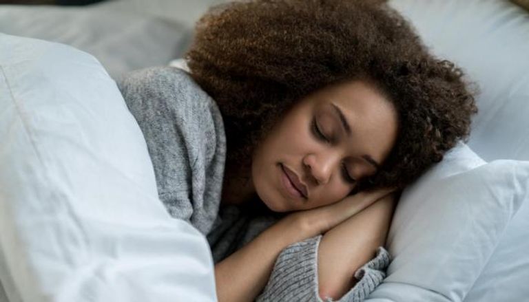 يمكن مواجهة اضطرابات النوم من خلال توفير بيئة النوم المثالية
