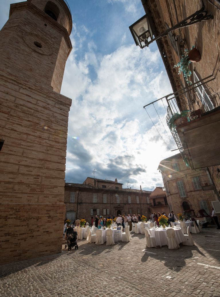 قرية بيتريتولي الإيطالية