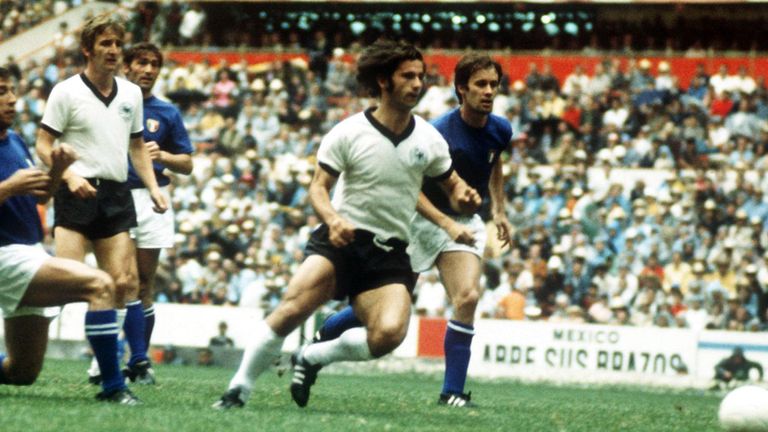 من مباراة سابقة لألمانيا وإيطاليا