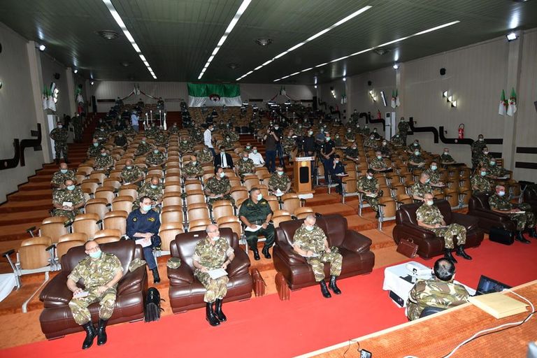 ضباط في الجيش الجزائري قائد أركان الجيش الجزائري بالإنابة السعيد شنقريحة