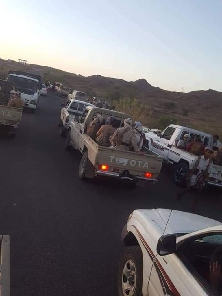 صور متداولة لحشود قبائل البيضاء ضد الحوثي