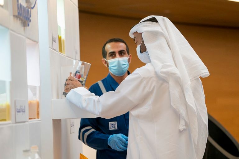 زيارة الشيخ محمد بن زايد آل نهيان لمجمع الرويس زيارة الشيخ محمد بن زايد آل نهيان لمجمع الرويس