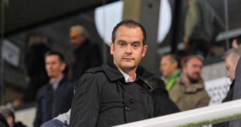 لوران بلاتيني نجل الفرنسي ميشيل بلاتيني، رئيس الاتحاد الأوروبي لكرة القدم السابق، هو المدير الفعلي للشبكة القطرية في فرنسا. مباراة سابقة بين يوفنتوس وميلان