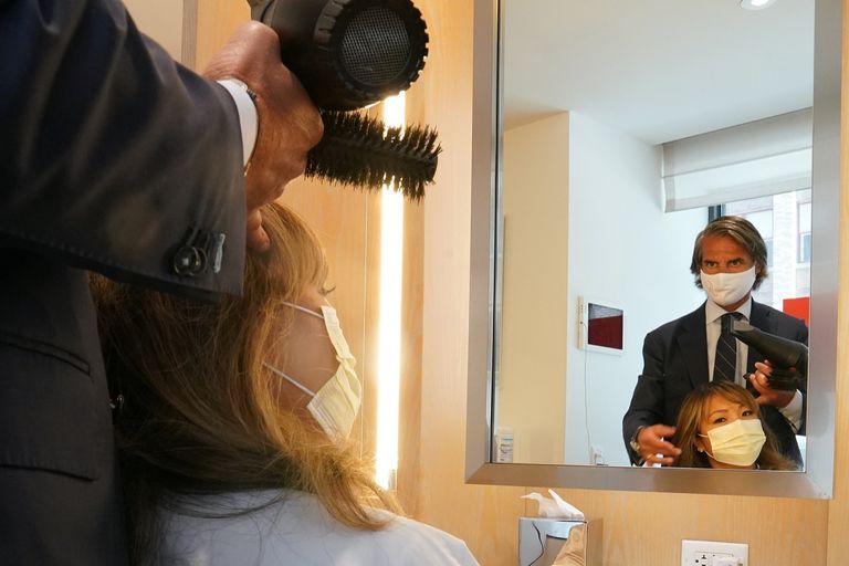 صالون لتصفيف الشعر في نيويورك