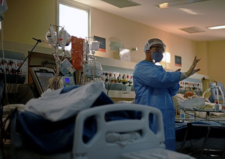 ارتفاع إصابات كورونا حول العالم