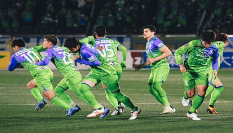 الجماهير اليابانية