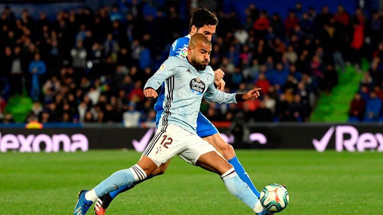 رافينيا ألكانتارا لاعب برشلونة المعار إلى سيلتا فيجو جوسيب ماريا بارتوميو