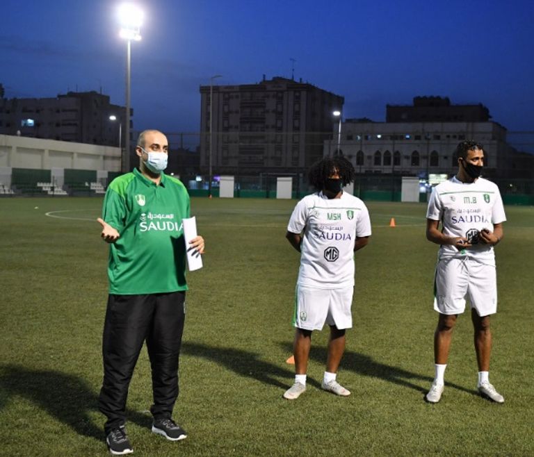 أجانب النصر