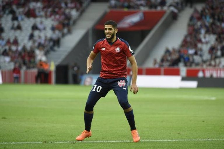 النجم الجزائري ياسين بنزية 