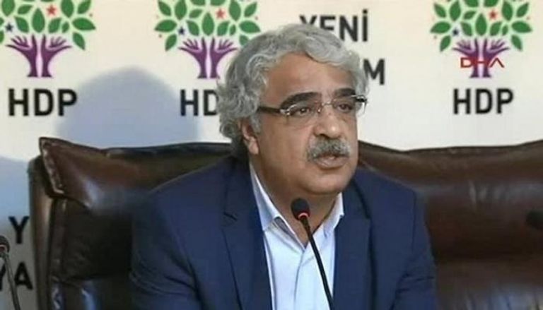 الرئيس المشترك لحزب الشعوب الديمقراطي الكردي مدحت صانجر