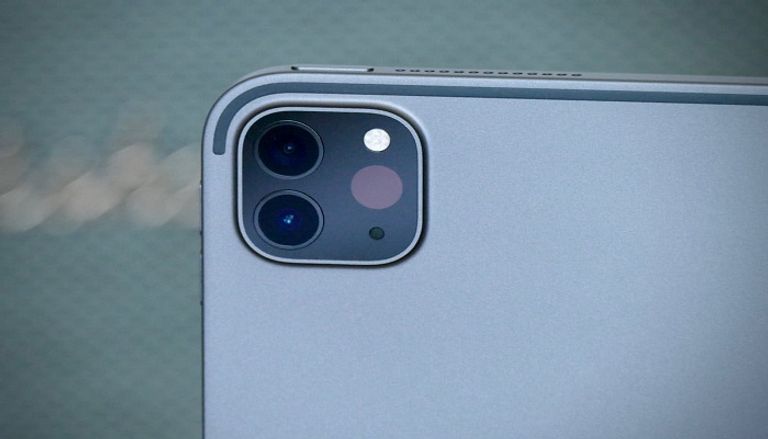 شكل كاميرا هاتف آيفون 12 iPhone 12 الجديد المتوقع