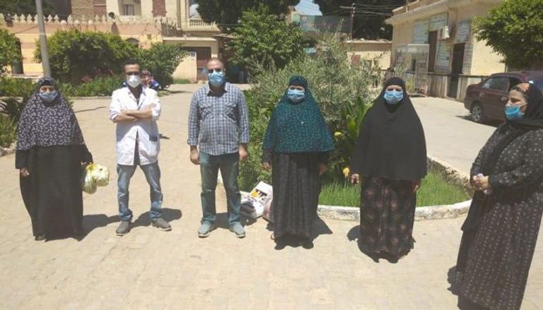 مصريون تعافوا من فيروس كورونا في محافظة بني سويف