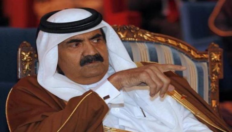 أمير قطر السابق حمد بن خليفة بطل تسريبات "خيمة القذافي"