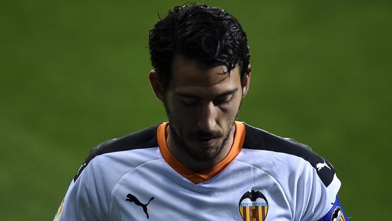 ديبالا يحتفل بالتسجيل