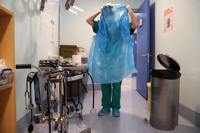 كورونا يواصل الانتشار حول العالم