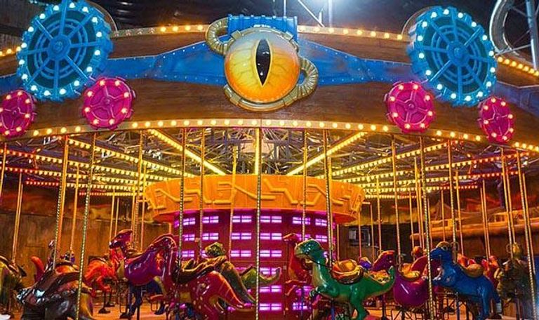 مجمع آي أم جي الترفيهي في دبي ملاهي ماجيك ووتر كيوب المائية  الصينية أحد المزارات الممتعة للأطفال