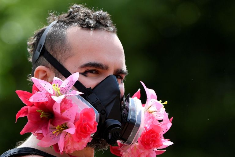 ارتفاع إصابات كورونا حول العالم