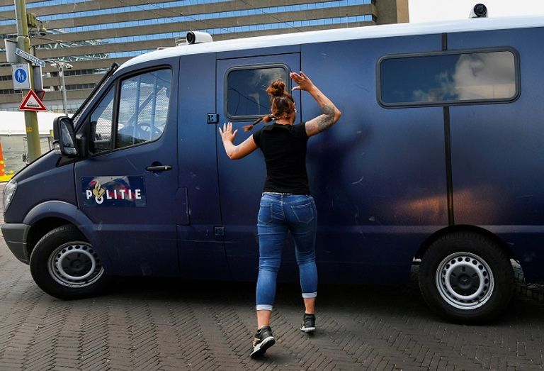 جانب من الاحتجاجات - أ.ف.ب جانب من الاحتجاجات - أ.ف.ب