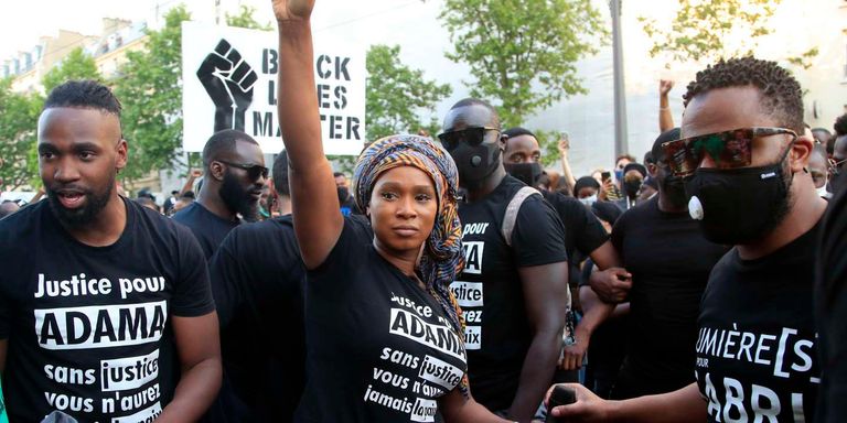 آسا تراووري