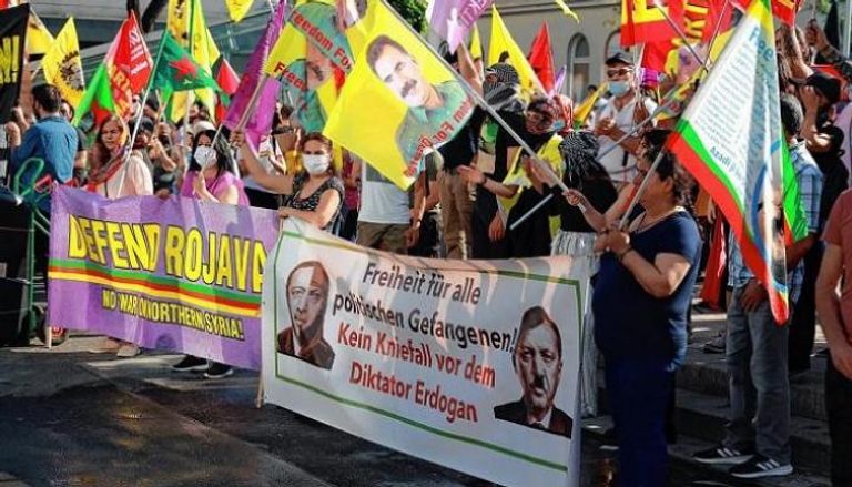 جانب من المظاهرات التي شهدتها فيينا ضد أردوغان