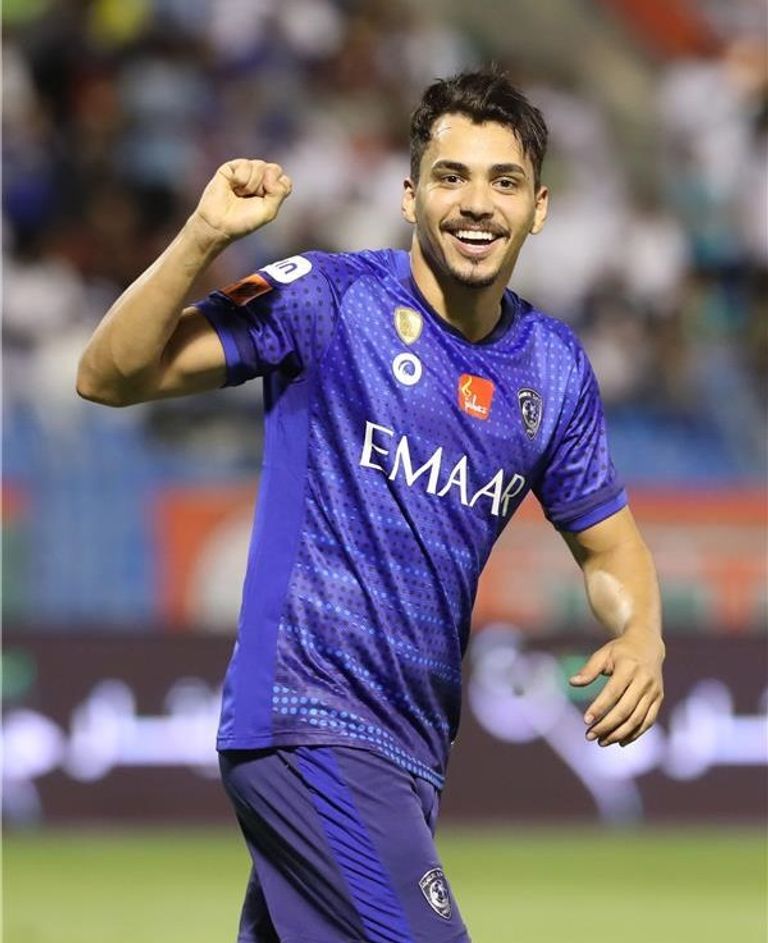كارلوس إدواردو نجم الهلال السعودي كارلوس إدواردو نجم الهلال السعودي