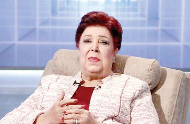 الفنانة المصرية رجاء الجداوي الفنانة رجاء الجداوي